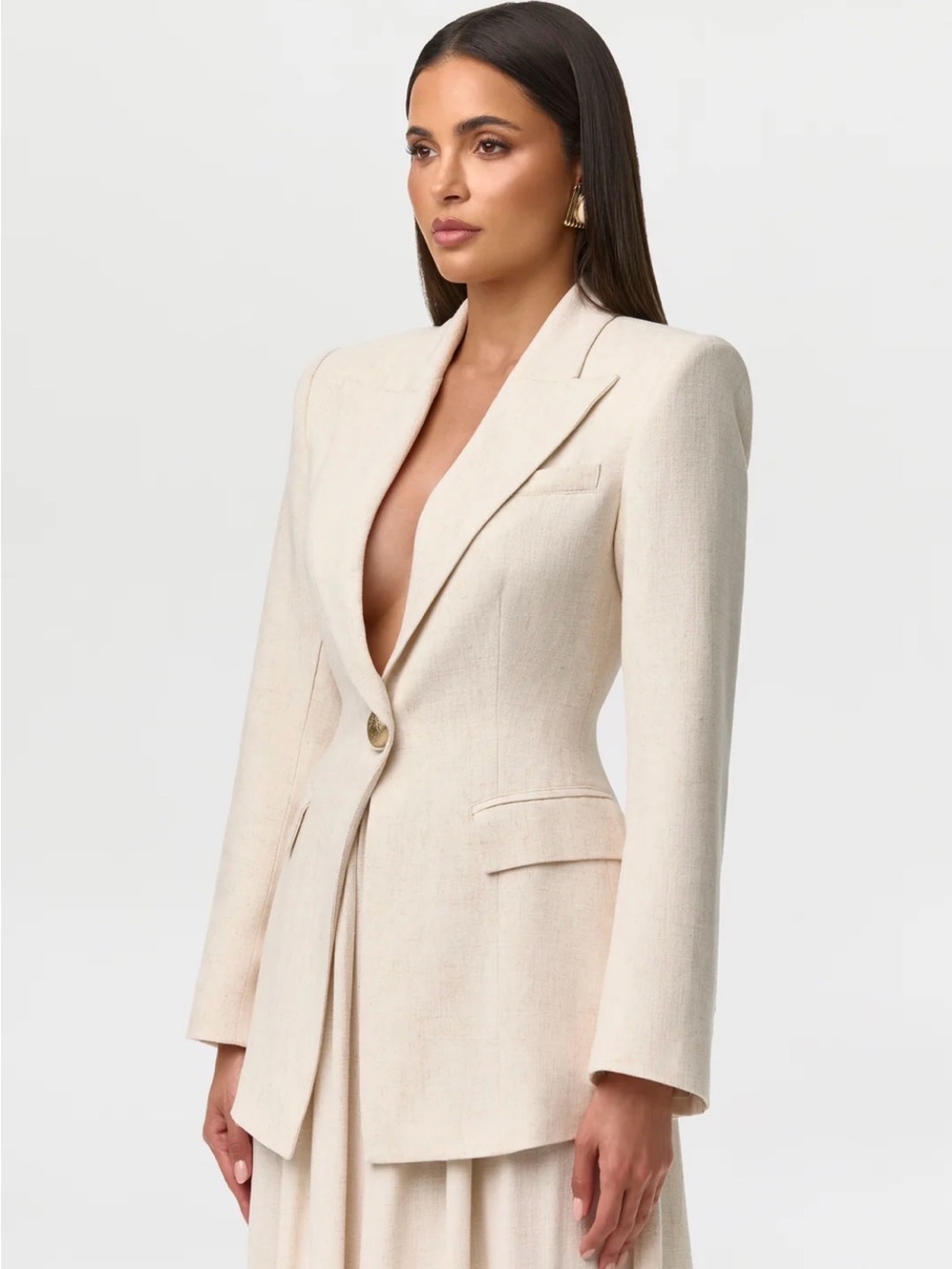 Naked Wardrobe Linen Sculpt
Suited Blazer Cream Single-Button Tailored Blazer